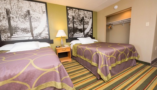 Room, 2 Queen Beds, Non Smoking