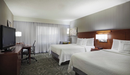 Room, 2 Queen Beds, Courtyard View