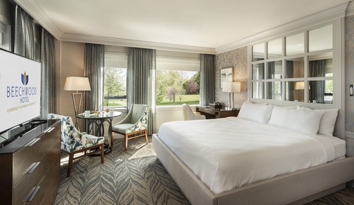 Standard Room, 1 King Bed