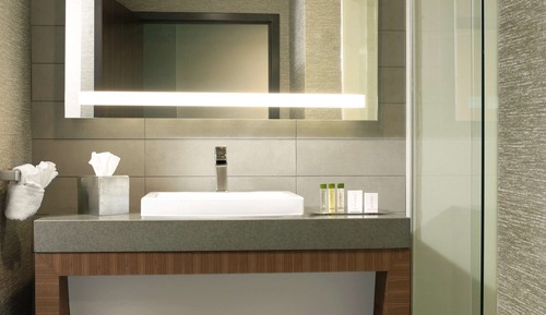 Room, 2 Queen Beds (Broadway view)