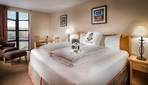 Deluxe Room, 1 King Bed