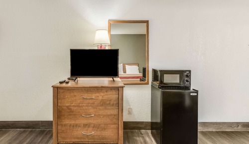 Standard Room, 2 Queen Beds, Non Smoking