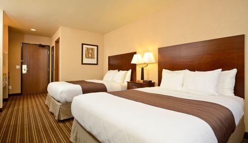 Deluxe Room, Multiple Beds (Two Queen Beds with a Sofa Bed)