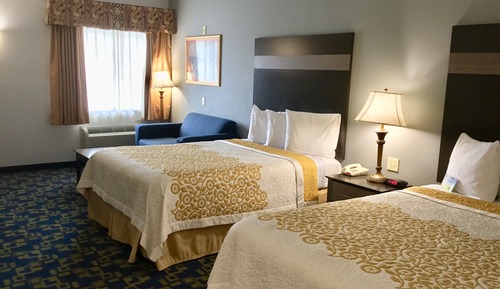 Room, 2 Queen Beds, Accessible, Non Smoking (Mobility/Hearing, Tub w/Grab Bars)