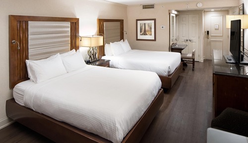 Standard Room, 2 Queen Beds, Refrigerator & Microwave, Courtyard View (Oversized Room)