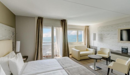 Junior Suite, Lake View (Classy)