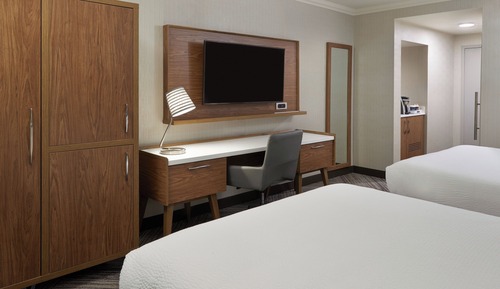 Room, 2 Queen Beds, City View