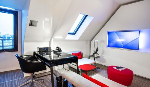 Junior Suite, 1 Queen Bed