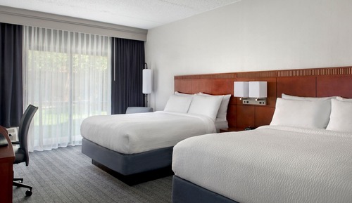 Room, 2 Queen Beds (Hearing Accessible)
