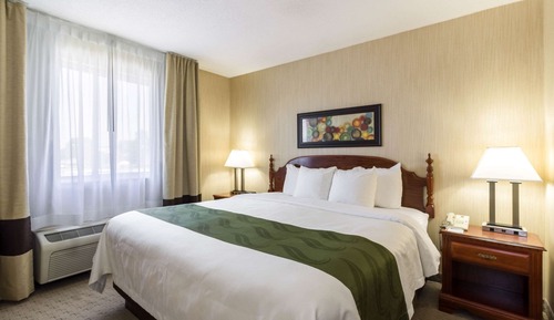 Suite, 1 King Bed, Non Smoking