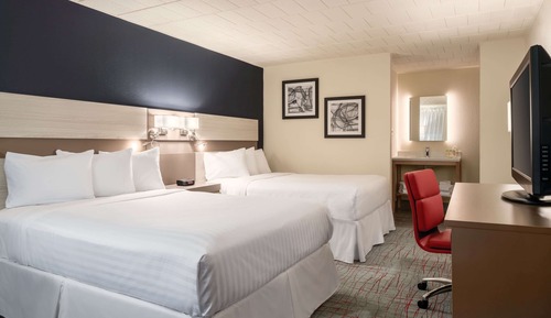 Room, 2 Queen Beds, Non Smoking