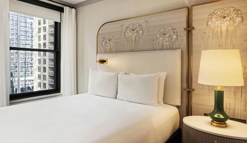 Deluxe Room, 2 Queen Beds, City View (Mobility/Hearing Access, Roll-in Shwr)