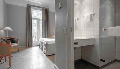 Standard Double Room, 1 Queen Bed