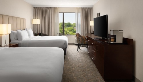 Family Suite, 2 Queen Beds, Non Smoking