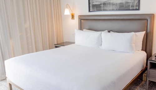 Room, 2 Queen Beds, Balcony