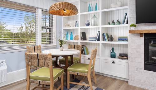 Family Studio Suite, 1 King Bed, Fireplace