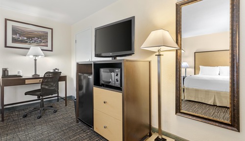 Standard Room, Multiple Beds, Accessible, Non Smoking