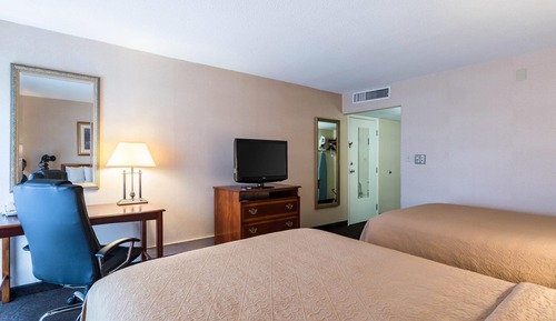 Room, 2 Queen Beds, Accessible, Non Smoking