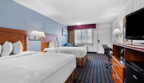 Standard Room, 2 Double Beds, Non Smoking, Refrigerator & Microwave