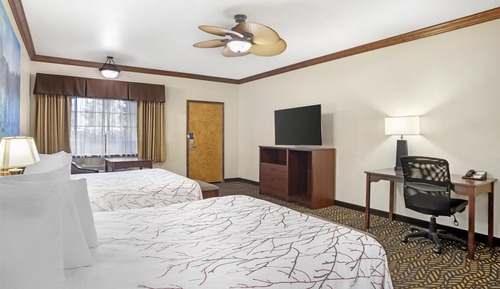Standard Room, 2 Queen Beds, Non Smoking