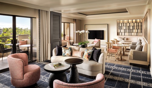 Fairmont Gold, 1 King Bed, Ocean View Gold Lounge Access. Accessible Shower