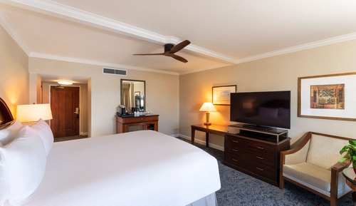 Room, 1 Queen Bed, Partial Ocean View (Partial Ocean View)