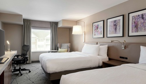 Room, 2 Queen Beds, Accessible, Bathtub