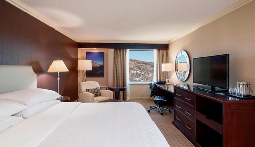 Room, 1 King Bed, Corner