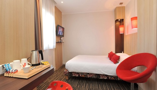 Standard Room, 1 Queen Bed, Non Smoking