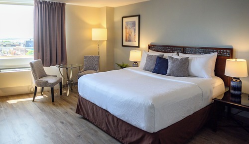 Standard Room, 1 King Bed