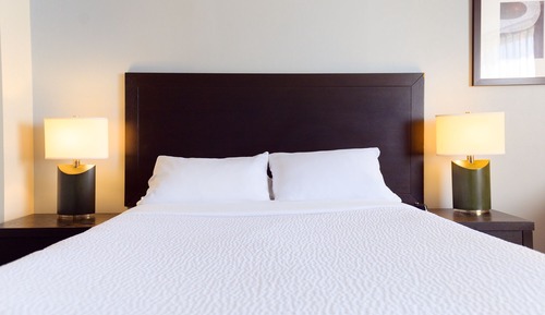 Standard Room, 1 Queen Bed