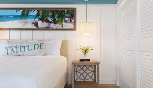 ADA King Suite with Tub