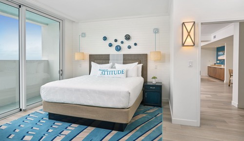 Lake View Executive Suite