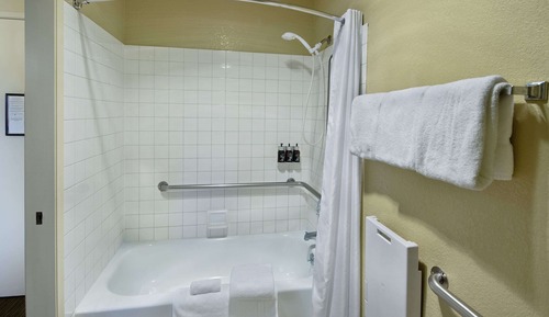 Standard Room, Multiple Beds, Non Smoking