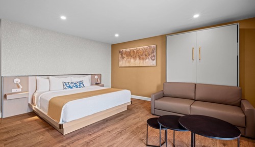 Room, Multiple Beds, Non Smoking, Balcony (Balcony)