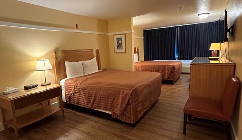 Standard Room, 2 Queen Beds