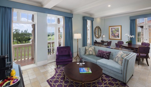Suite, Multiple Beds (Golf)