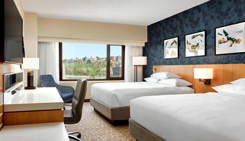 Deluxe Room, 2 Queen Beds, River View