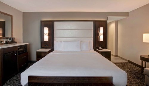 Suite, 1 Bedroom, Balcony