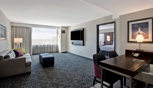 Suite, 2 Double Beds, Accessible, Bathtub (Mobility & Hearing)
