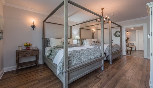 Room, 2 Queen Beds, Soaking Tub