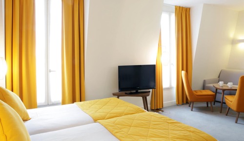 Junior Suite, 2 Twin Beds (Queen sofabed)