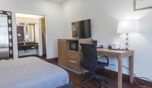 Handicap Non-Smoking 2 Queen Bed