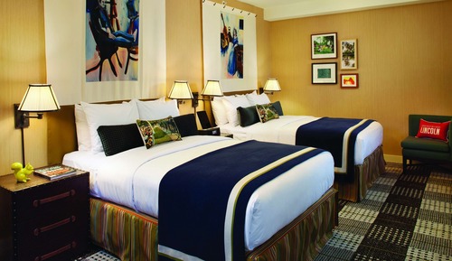 Room, 2 Double Beds, Lake View
