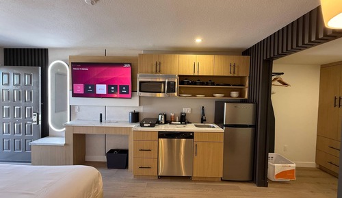 Standard Room, 1 King Bed, Non Smoking