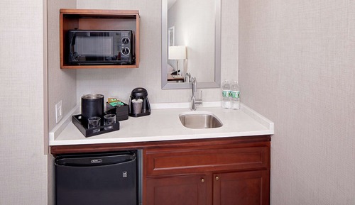 Suite, 1 King Bed, Accessible, Bathtub (Kitchen)