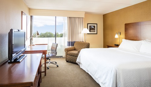 Deluxe Room, 1 King Bed