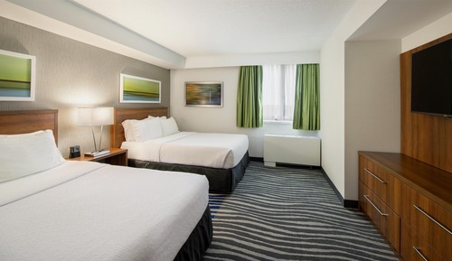Suite, 2 Queen Beds, Non Smoking (Walk-in Shower;with Sofabed)