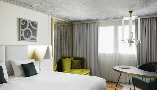 Junior Suite, 1 King Bed