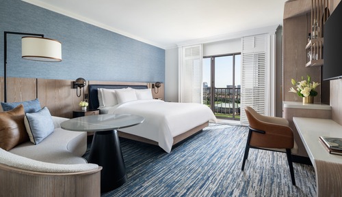 Deluxe Room, 1 King Bed, Golf View (Tower)